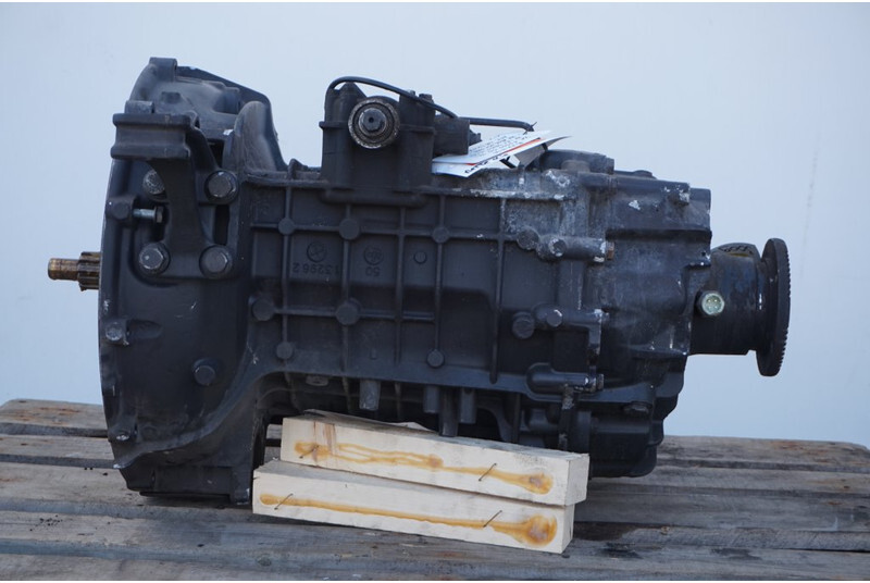 ZF 6S800OD TGL 81.32004-6180 - Коробка передач для Грузовиков: фото 1