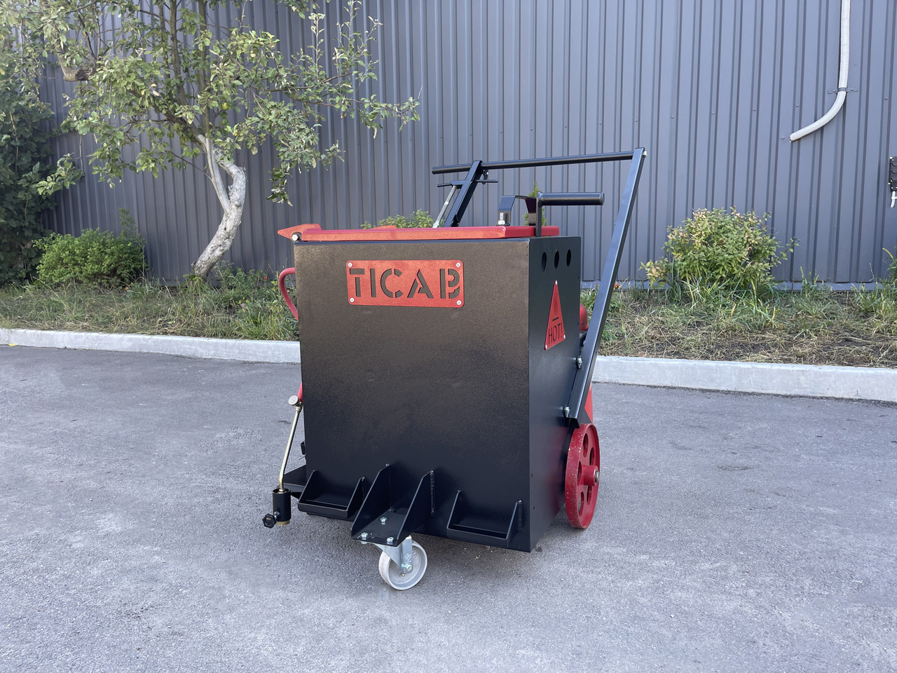 TICAB Manufacturer, Mini Crack Sealing Machine , Hand Push Crack Fill Machine - Гудронатор: фото 2 TICAB Manufacturer, Mini Crack Sealing Machine , Hand Push Crack Fill Machine - Гудронатор: фото 2