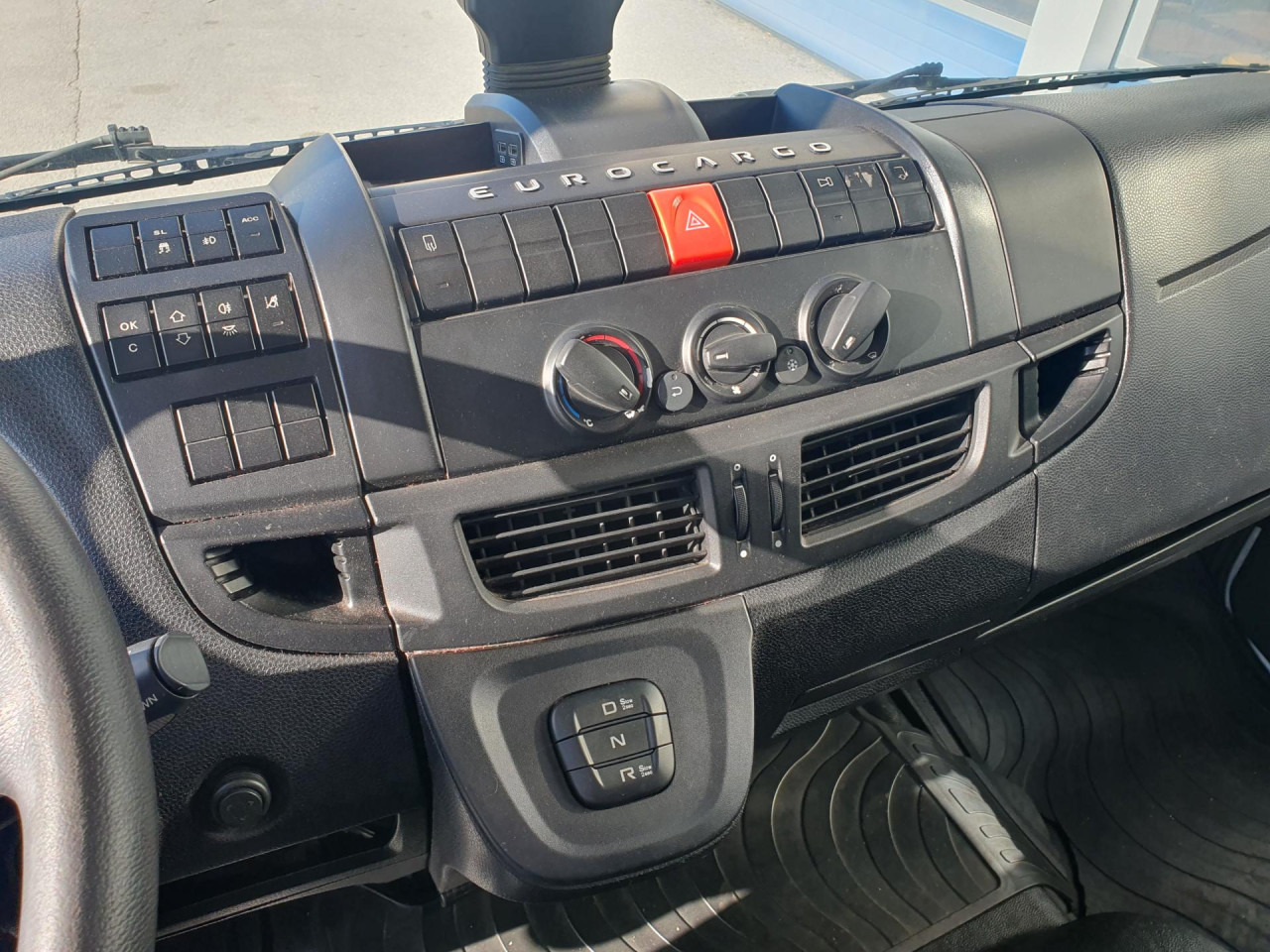IVECO Eurocargo ML160E25 - Рефрижератор: фото 4 IVECO Eurocargo ML160E25 - Рефрижератор: фото 4