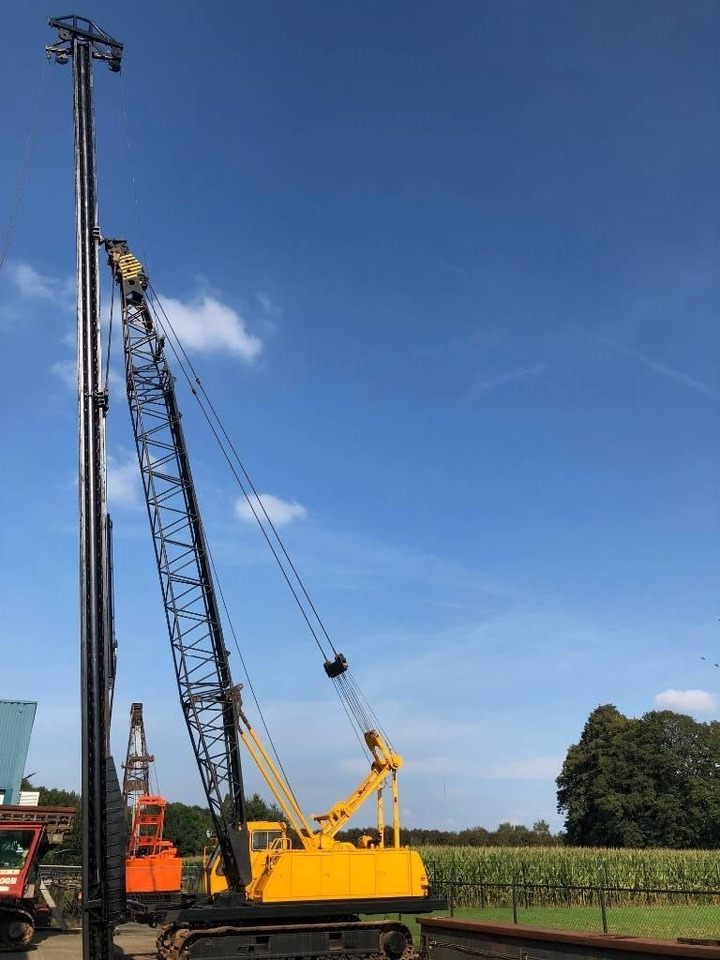 Kobelco 7035 - Гусеничный кран: фото 1 Kobelco 7035 - Гусеничный кран: фото 1