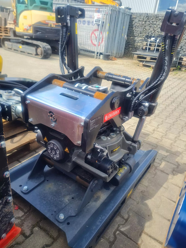 2024 OilQuick Tiltrotator OQTRS-E26B-OQ65 - Тилтротатор: фото 1 2024 OilQuick Tiltrotator OQTRS-E26B-OQ65 - Тилтротатор: фото 1