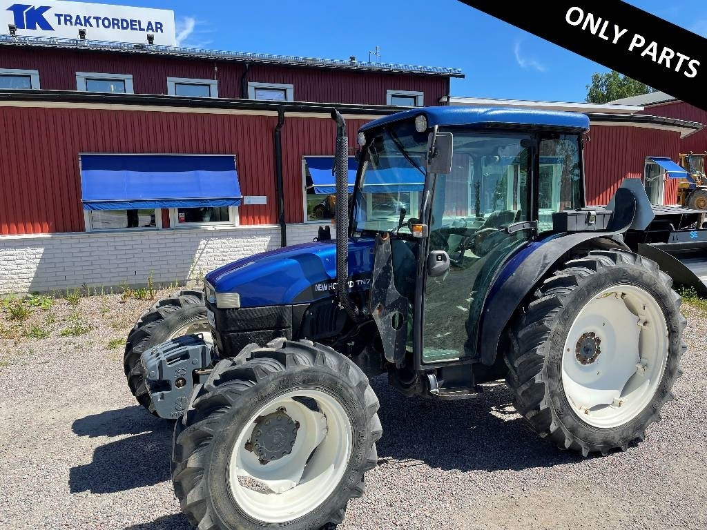 New Holland TN 75 S Dismantled: only spare parts - Трактор: фото 1 New Holland TN 75 S Dismantled: only spare parts - Трактор: фото 1