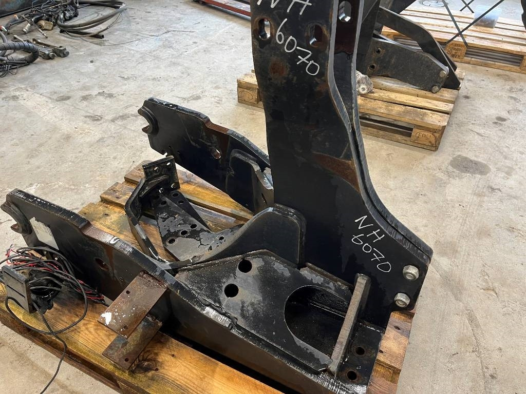 Lastarfäste Trima Ålö Quicke till New Holland 6070  - Запчасти для Фронтальных погрузчиков для тракторов: фото 1