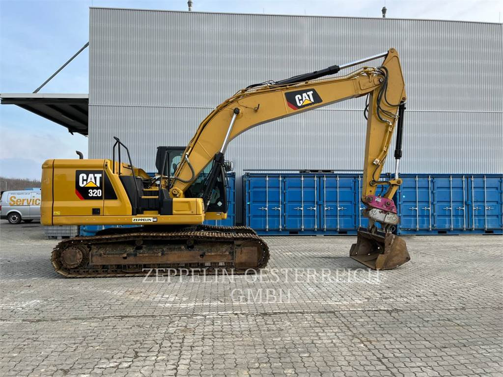 Гусеничный экскаватор CAT 320-07: фото 1 Гусеничный экскаватор CAT 320-07: фото 1