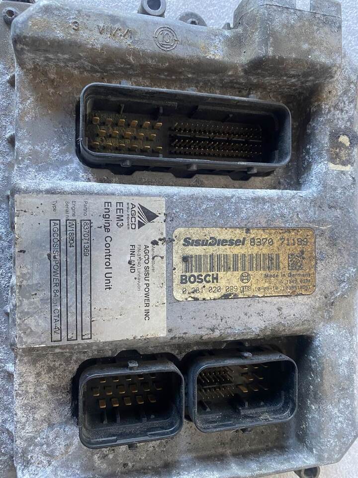 Agco Sisu Power INC 837071369 Bosch 0 281 020 099 - Блок управления для Сельскохозяйственной техники: фото 1