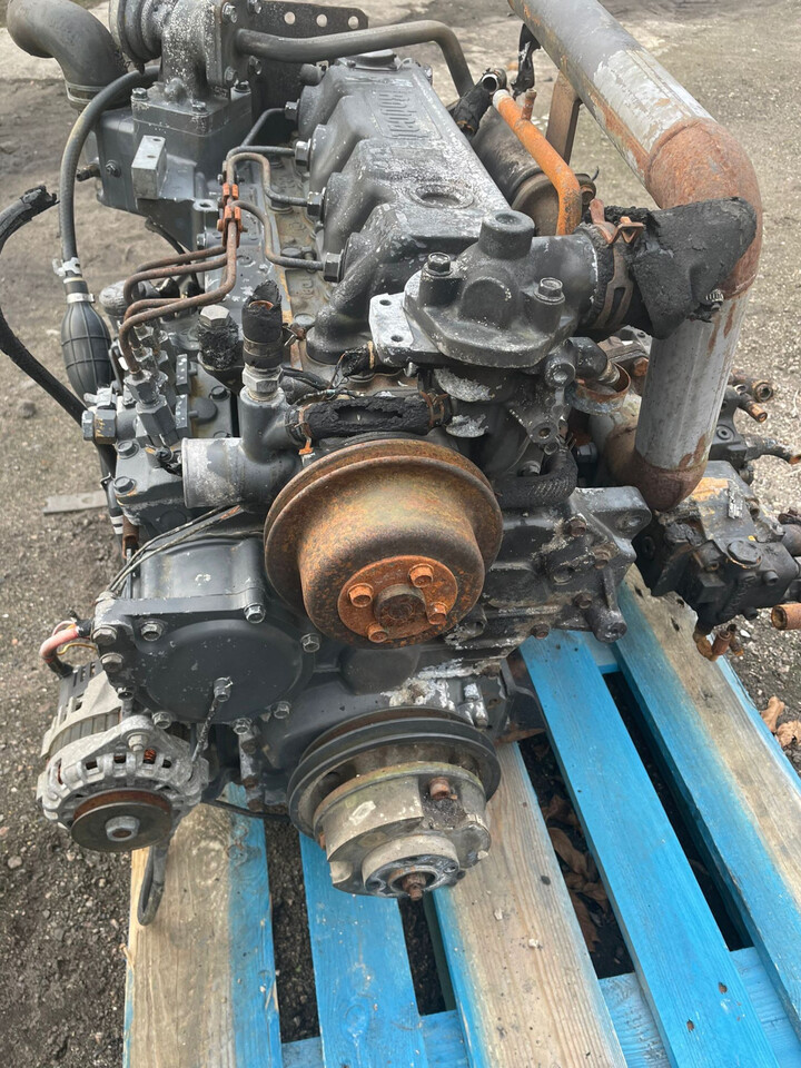 BOBCAT-silnik V3300 B0913A - Двигатель для Строительной техники: фото 1 BOBCAT-silnik V3300 B0913A - Двигатель для Строительной техники: фото 1