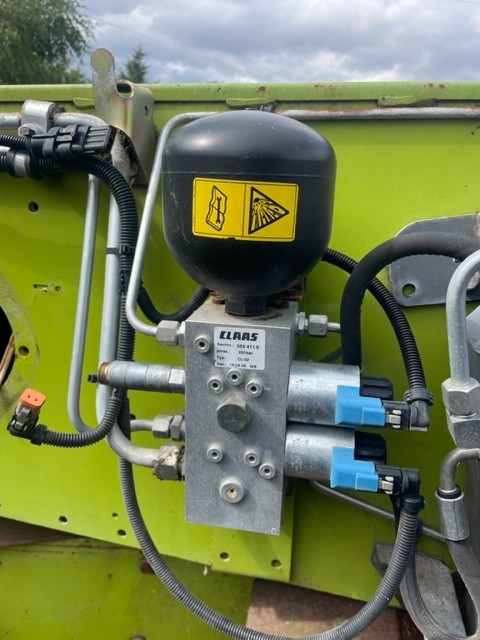 Blok zaworowy 0554110 Claas lexion Claas Avero - Гидравлический клапан для Сельскохозяйственной техники: фото 1 Blok zaworowy 0554110 Claas lexion Claas Avero - Гидравлический клапан для Сельскохозяйственной техники: фото 1