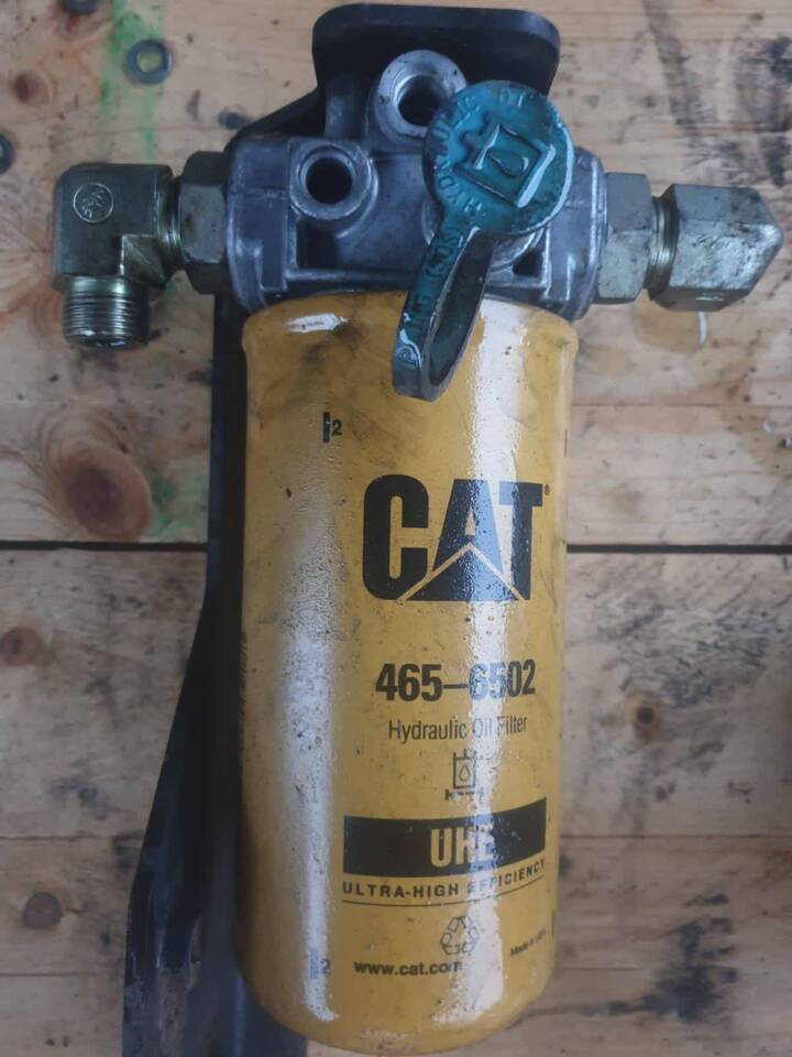 CAT TH 3054 - Obudowa Filtra Oleju - Масляный фильтр для Сельскохозяйственной техники: фото 1 CAT TH 3054 - Obudowa Filtra Oleju - Масляный фильтр для Сельскохозяйственной техники: фото 1