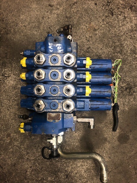 Cat 406 , Cat 407 , JLG ,rozdzielacz hydrauliczny rexroth ASX02 - Гидравлический клапан для Сельскохозяйственной техники: фото 1