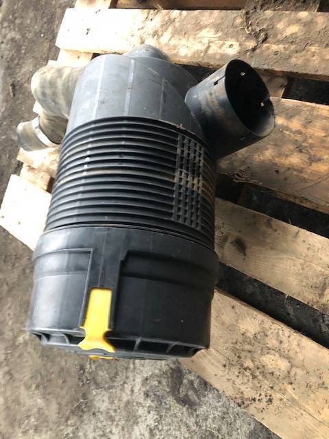 Cat TH - Filtr Powietrza Obudowa - Воздушный фильтр для Сельскохозяйственной техники: фото 1 Cat TH - Filtr Powietrza Obudowa - Воздушный фильтр для Сельскохозяйственной техники: фото 1