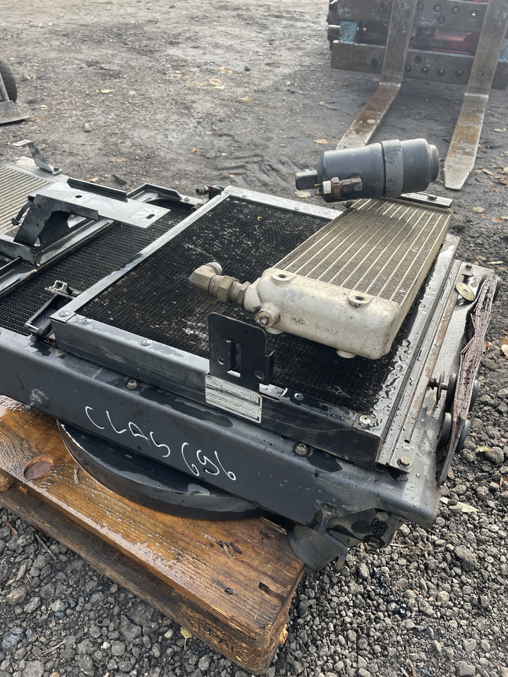 Claas Ares - chłodnica wody - Масляный радиатор для Строительной техники: фото 1