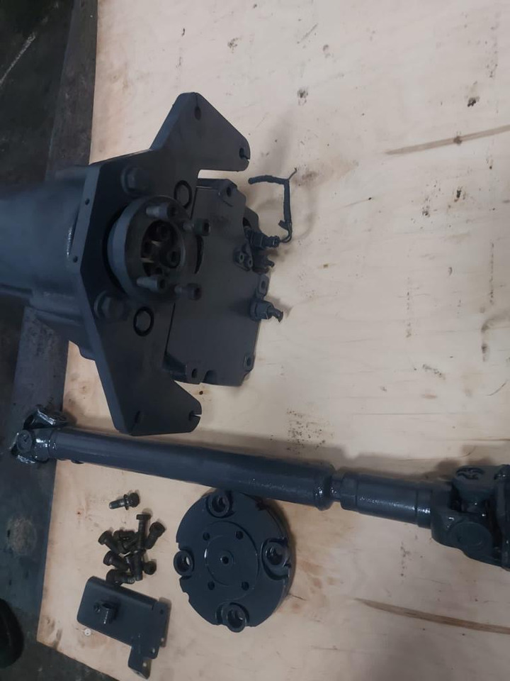 Claas Arion - przedni WOM - Коробка передач и запчасти для Сельскохозяйственной техники: фото 1