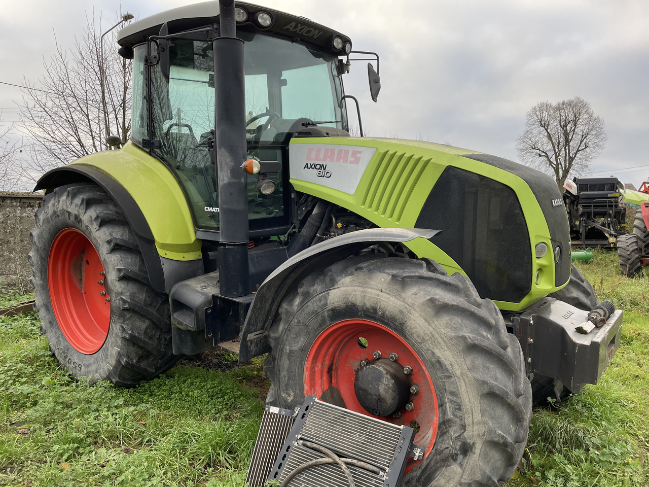 Claas Axion 810 - części - tłumik wydech - Глушитель для Тракторов: фото 1 Claas Axion 810 - części - tłumik wydech - Глушитель для Тракторов: фото 1