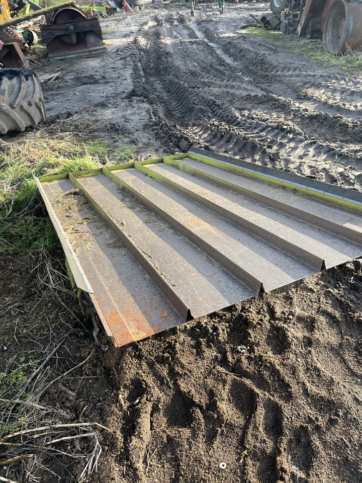 Claas Dominator 98 - półka zwrotna - Кузов и экстерьер для Сельскохозяйственной техники: фото 1