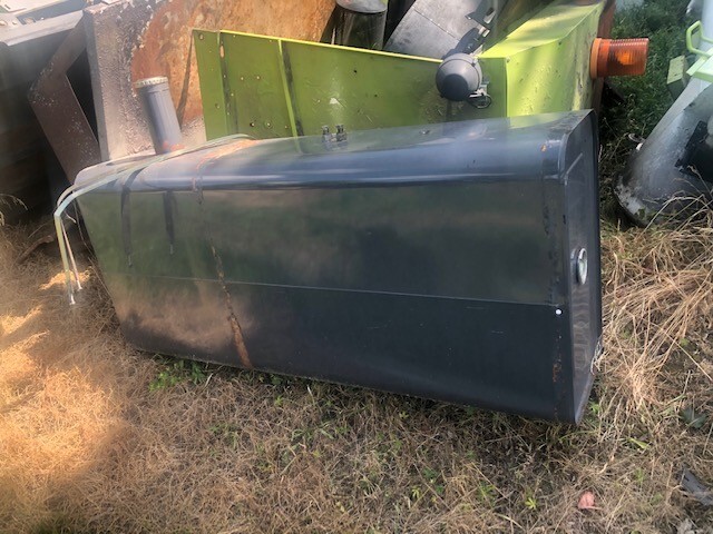 Claas Dominator | Mega - Zbiornik Paliwa - Топливный бак для Зерноуборочных комбайнов: фото 1