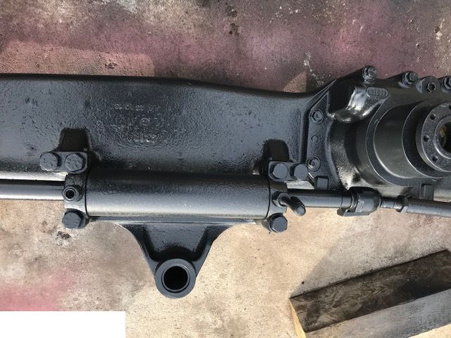 Claas JAGUAR 900 - Części - Ось и запчасти для Кормоуборочных комбайнов: фото 1