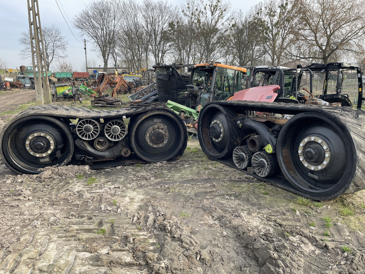 Claas Lexion - gąsienice wózek koła - Гусеница для Зерноуборочных комбайнов: фото 1 Claas Lexion - gąsienice wózek koła - Гусеница для Зерноуборочных комбайнов: фото 1