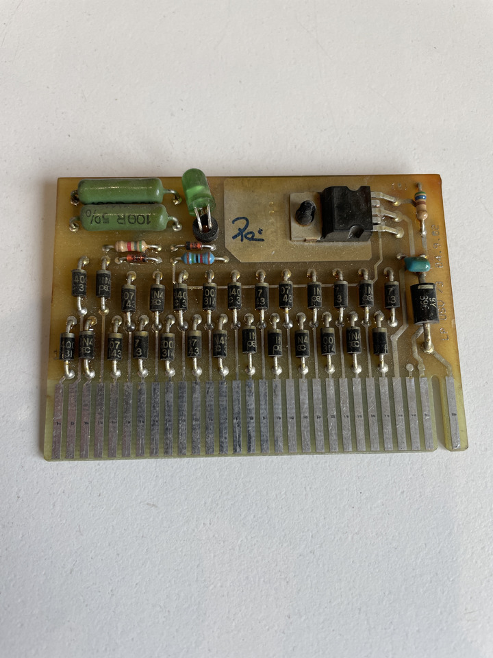 Claas Lexion - płytka styków diodowa 014511.2 0145112 0145113 - Электрическая система для Сельскохозяйственной техники: фото 1