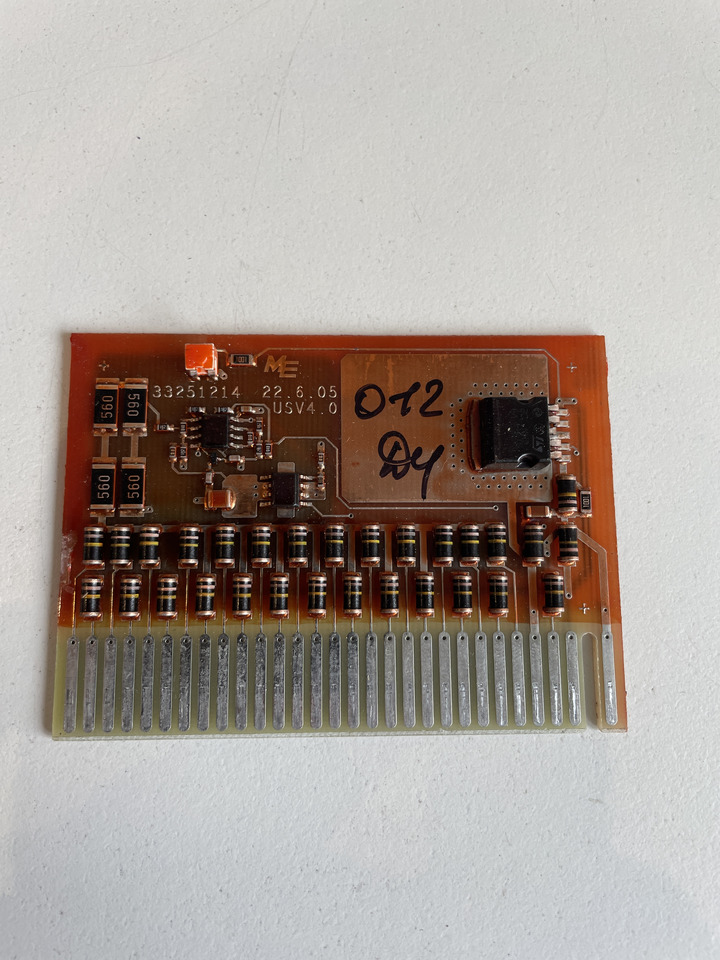 Claas Lexion - płytka styków diodowa 014511.3 0145113 - Электрическая система для Сельскохозяйственной техники: фото 1