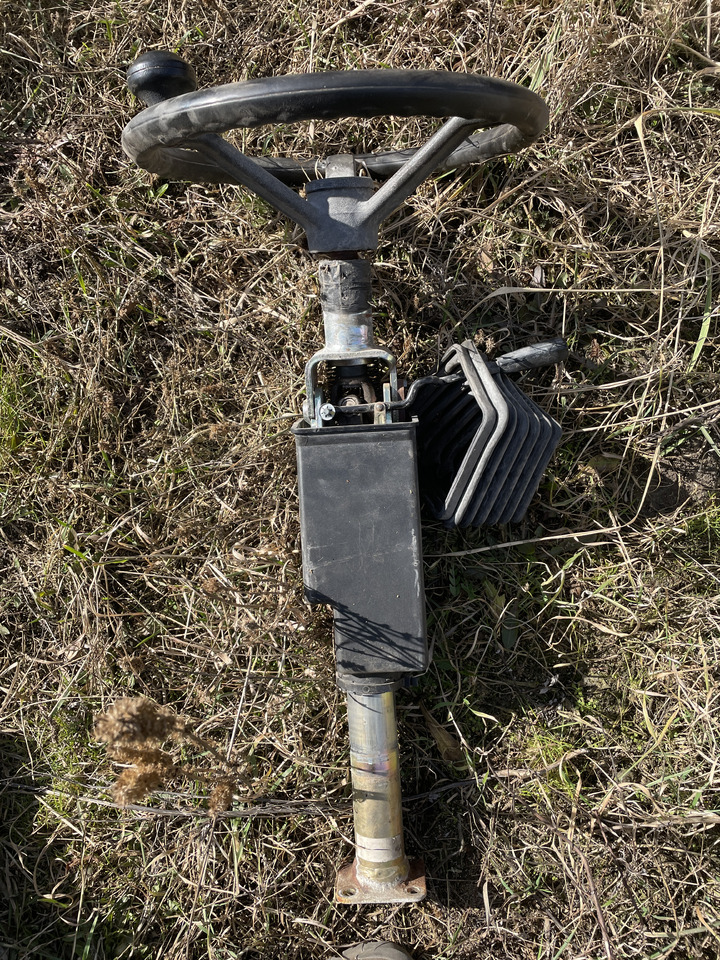 Claas Targo K60 - kolumna kierownicy kierownica - Рулевое колесо для Телескопических погрузчиков: фото 1