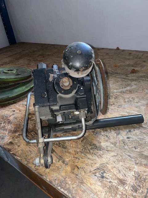 Claas lexion pompa napędu Motowidel - Гидравлический насос для Сельскохозяйственной техники: фото 1