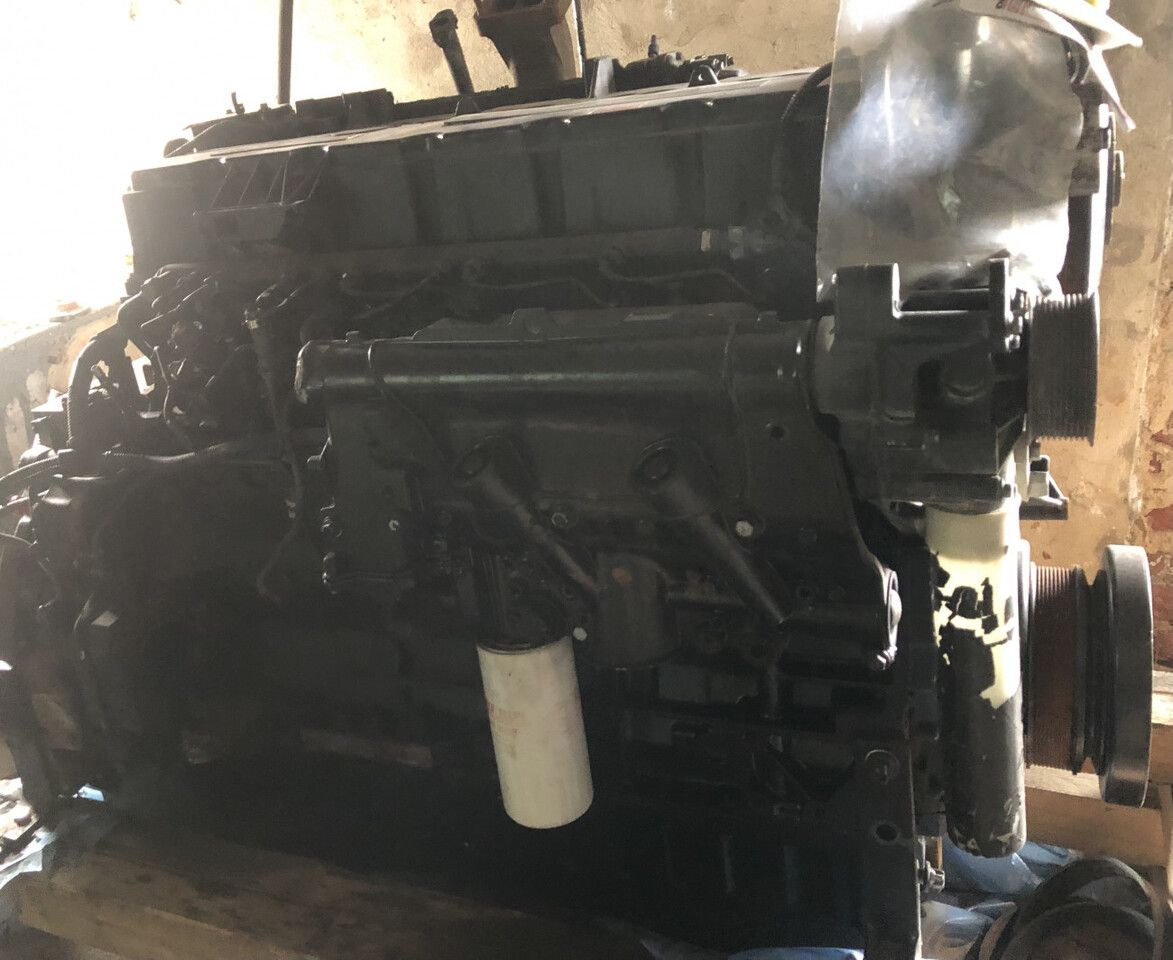 DEUTZ-silnik TCD 2013 LO6 4V- na części bądż w całości - Двигатель для Сельскохозяйственной техники: фото 1