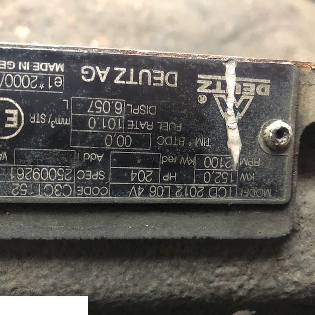 Deutz TCD 2012 L06 4V - Głowica Cylindrów - Головка блока для Сельскохозяйственной техники: фото 1