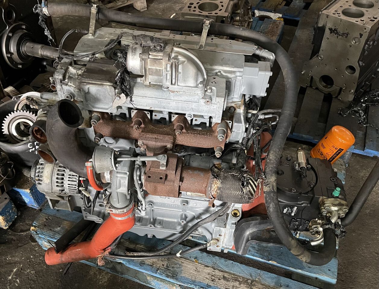 Deutz - silnik  TCD 2012 L04 2V  TCD2012L042V - Двигатель для Сельскохозяйственной техники: фото 1