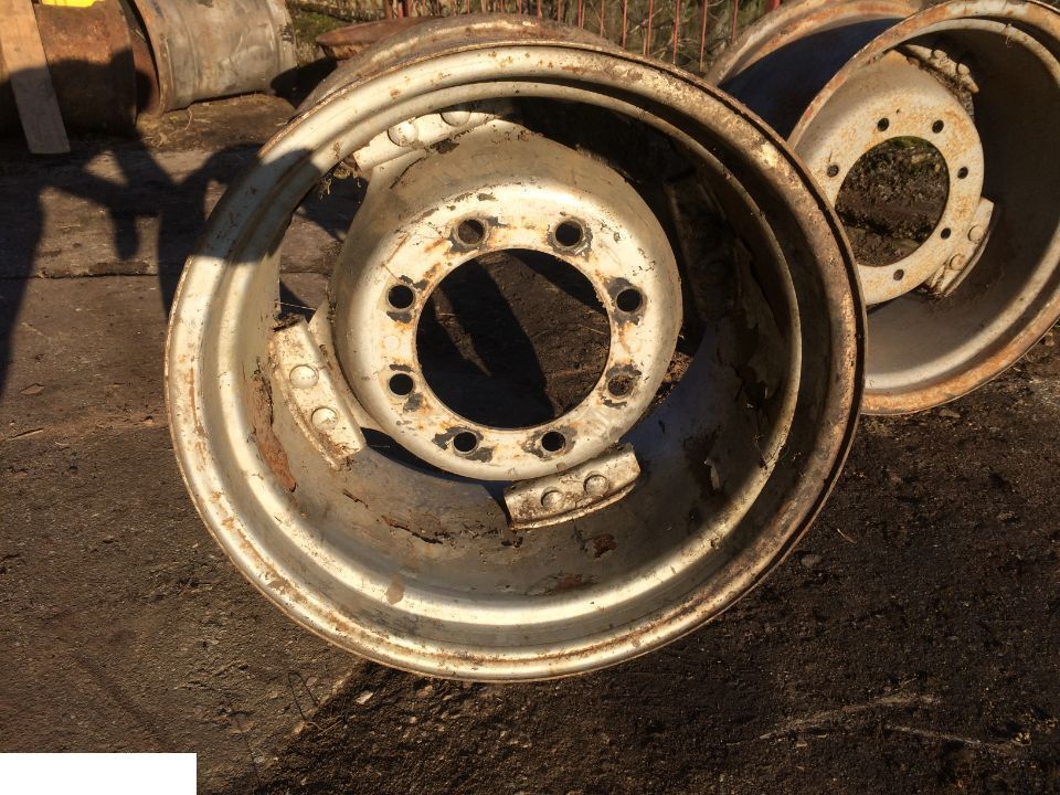 Felga W15x24 , 24xW15 , felga Case 15x24 - Колесный диск для Сельскохозяйственной техники: фото 1