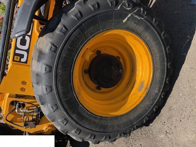 Felgi Jcb 16x24 - Колесный диск для Погрузочно-разгрузочной техники: фото 1 Felgi Jcb 16x24 - Колесный диск для Погрузочно-разгрузочной техники: фото 1