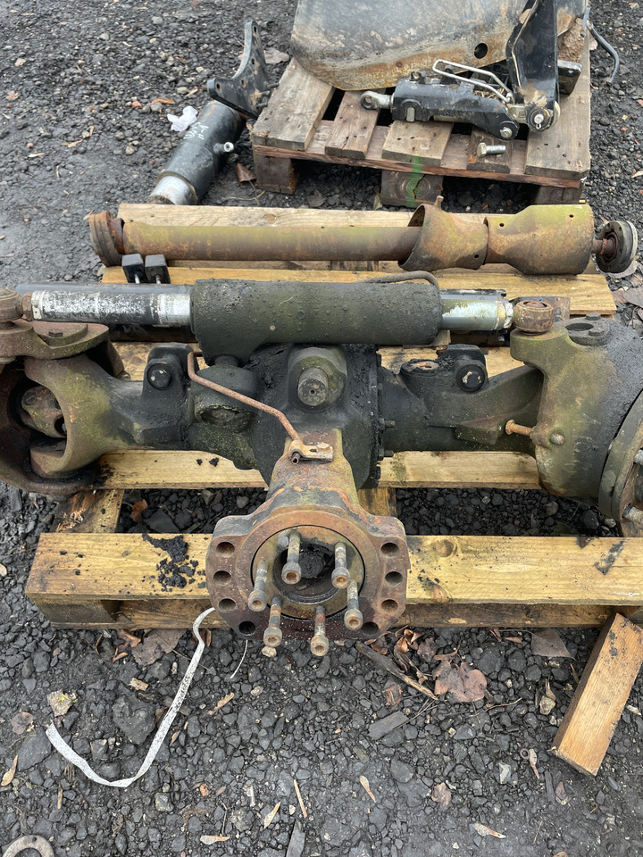 Fendt 209F - zwrotnica mostu przedniego prawa F260310020310 - Поворотный кулак для Сельскохозяйственной техники: фото 1 Fendt 209F - zwrotnica mostu przedniego prawa F260310020310 - Поворотный кулак для Сельскохозяйственной техники: фото 1