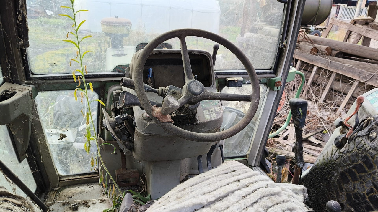 Fendt 309 - na części - elementy wnętrza plastiki - Кабина и интерьер для Тракторов: фото 1 Fendt 309 - na części - elementy wnętrza plastiki - Кабина и интерьер для Тракторов: фото 1