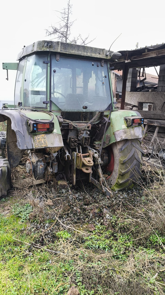 Fendt 309 - na części - kabina drzwi szyba maska grill - Дверь и запчасти для Сельскохозяйственной техники: фото 1 Fendt 309 - na części - kabina drzwi szyba maska grill - Дверь и запчасти для Сельскохозяйственной техники: фото 1