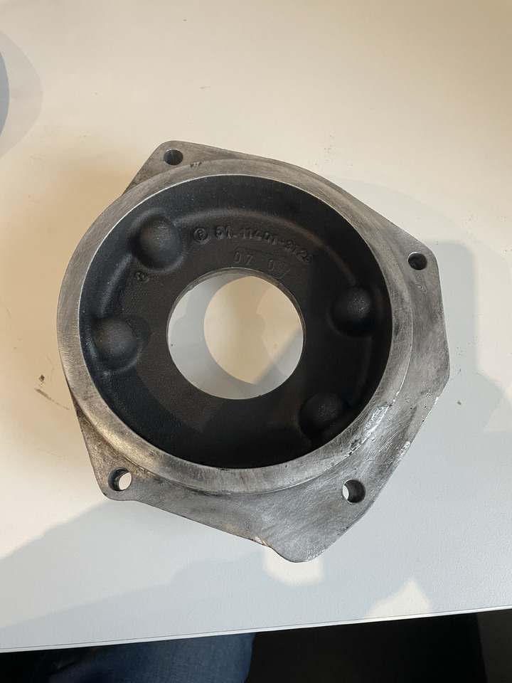 Fendt 936 - kołnierz pompy wtryskowej - Топливная система для Сельскохозяйственной техники: фото 1