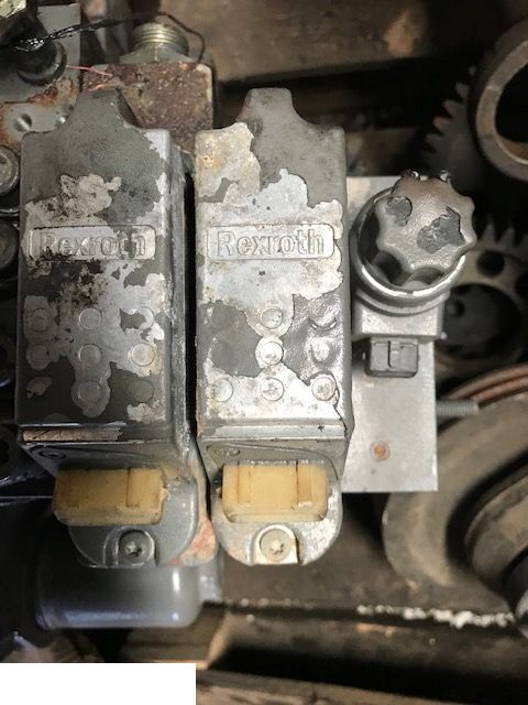 Fendt [Nowy Model] - Sekcja Rodzielacza - Гидравлический клапан для Сельскохозяйственной техники: фото 1