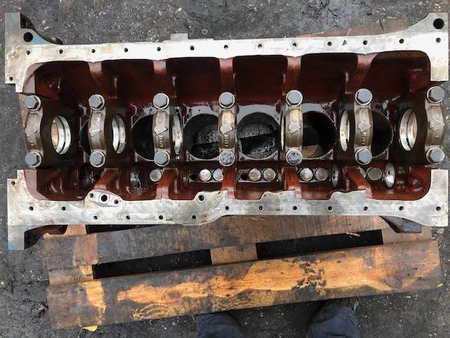 Ford New Holland 8730 - Blok Cylindrów Ford fonn-6015-da - Блок цилиндров для Сельскохозяйственной техники: фото 1 Ford New Holland 8730 - Blok Cylindrów Ford fonn-6015-da - Блок цилиндров для Сельскохозяйственной техники: фото 1