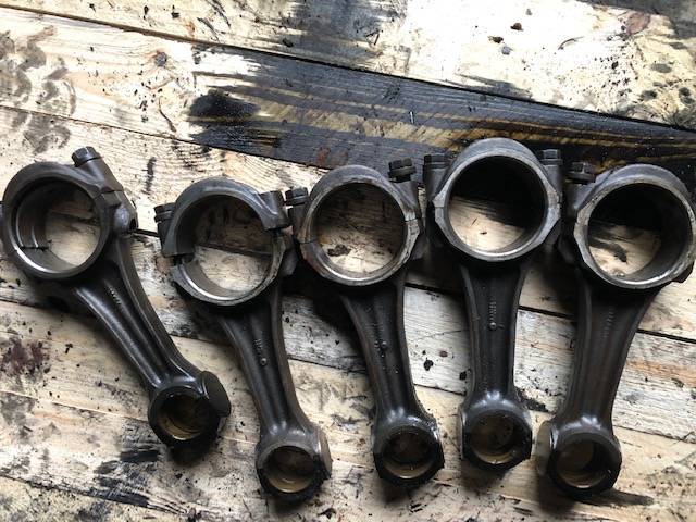 Ford TW Ford fonn-6015-DA - Korbowód - Шатун для Сельскохозяйственной техники: фото 1 Ford TW Ford fonn-6015-DA - Korbowód - Шатун для Сельскохозяйственной техники: фото 1