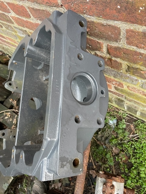 Fwd: Wspornik osi przedniej new holland case steyr 82030986 , 8203098 - Передняя ось для Сельскохозяйственной техники: фото 1 Fwd: Wspornik osi przedniej new holland case steyr 82030986 , 8203098 - Передняя ось для Сельскохозяйственной техники: фото 1