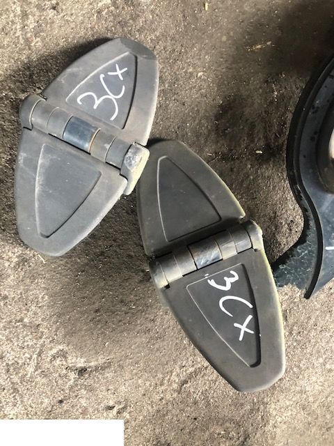 JCB 3cx - Zawiasy Drzwi - Дверь и запчасти для Строительной техники: фото 1 JCB 3cx - Zawiasy Drzwi - Дверь и запчасти для Строительной техники: фото 1