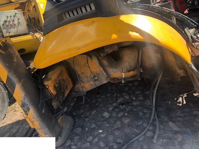 JCB 4cx - Błotnik Prawy - Крыло для Строительной техники: фото 1 JCB 4cx - Błotnik Prawy - Крыло для Строительной техники: фото 1