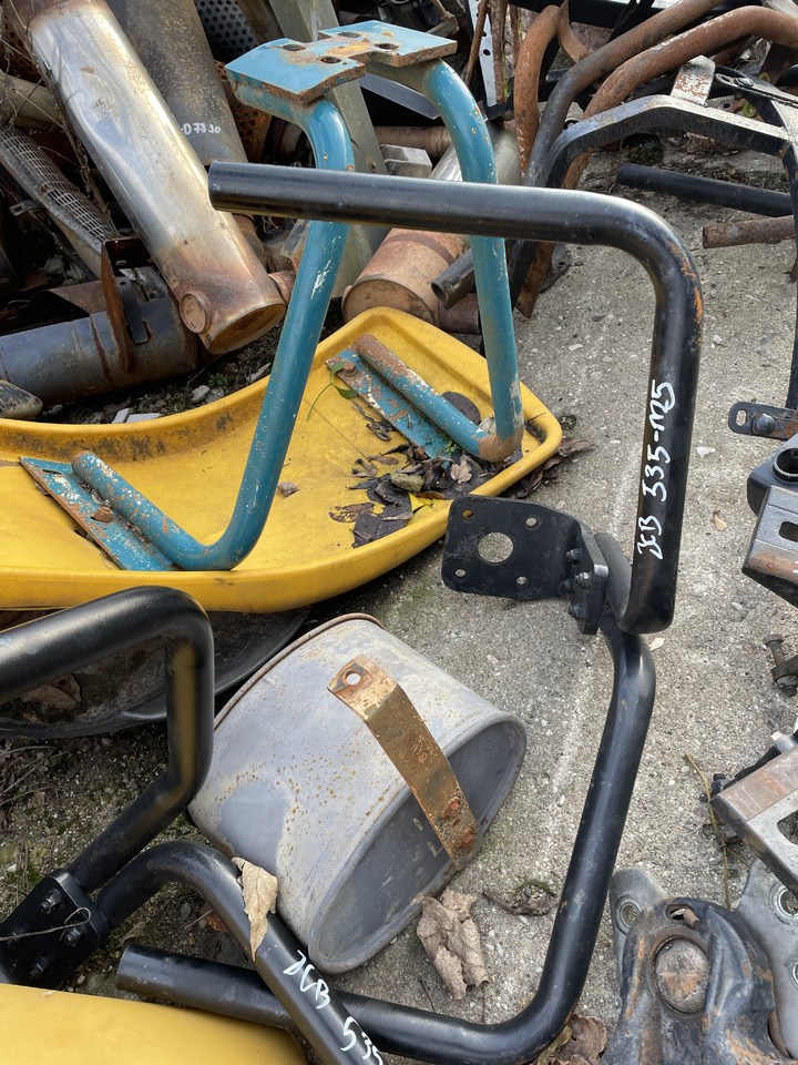 JCB 535-125 - ramię błotnika - Крыло: фото 1