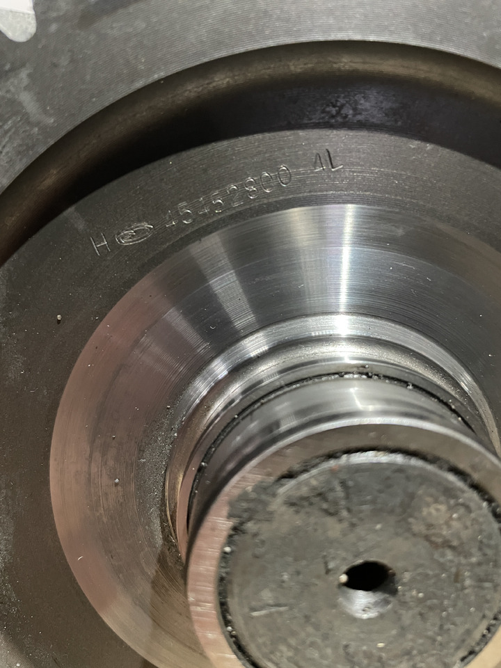 JCB Fastrac - kosz skrzyni biegów - Коробка передач и запчасти для Тракторов: фото 1