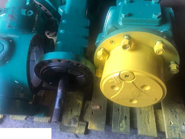 John Deere 3420 - Półoś - Приводный вал для Сельскохозяйственной техники: фото 1 John Deere 3420 - Półoś - Приводный вал для Сельскохозяйственной техники: фото 1