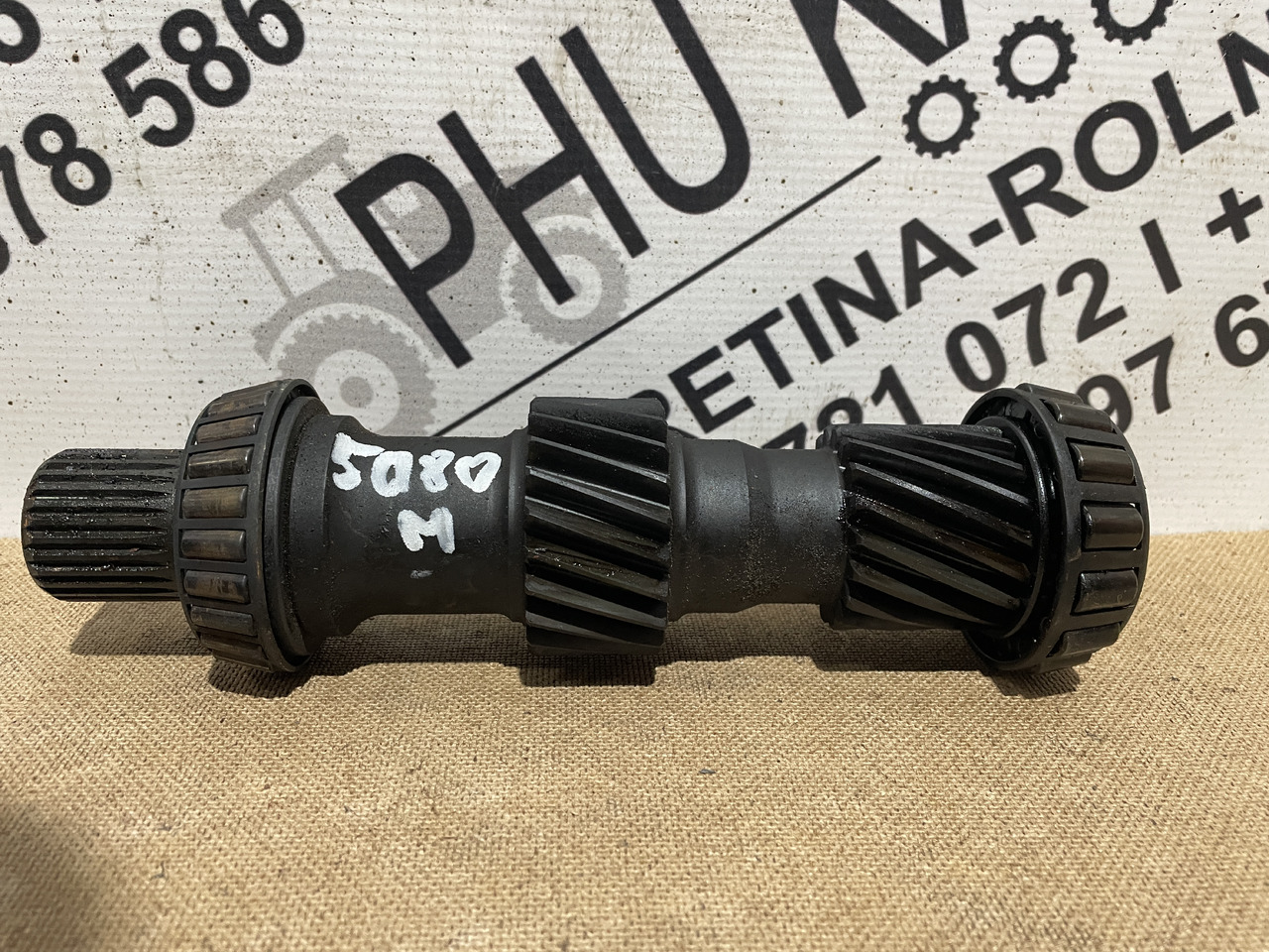 John Deere 5065M 5070M 5080M - wałek pośredni SU20019 - Трансмиссия для Сельскохозяйственной техники: фото 1 John Deere 5065M 5070M 5080M - wałek pośredni SU20019 - Трансмиссия для Сельскохозяйственной техники: фото 1