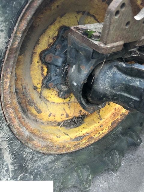 Ступица для Сельскохозяйственной техники John Deere 5400 - Piasta [CZĘŚCI]: фото 1