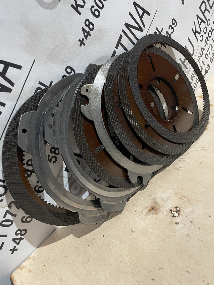 John Deere 6300 6100 6200 6400 - tarczki sprzęgła - Диск сцепления для Сельскохозяйственной техники: фото 1 John Deere 6300 6100 6200 6400 - tarczki sprzęgła - Диск сцепления для Сельскохозяйственной техники: фото 1