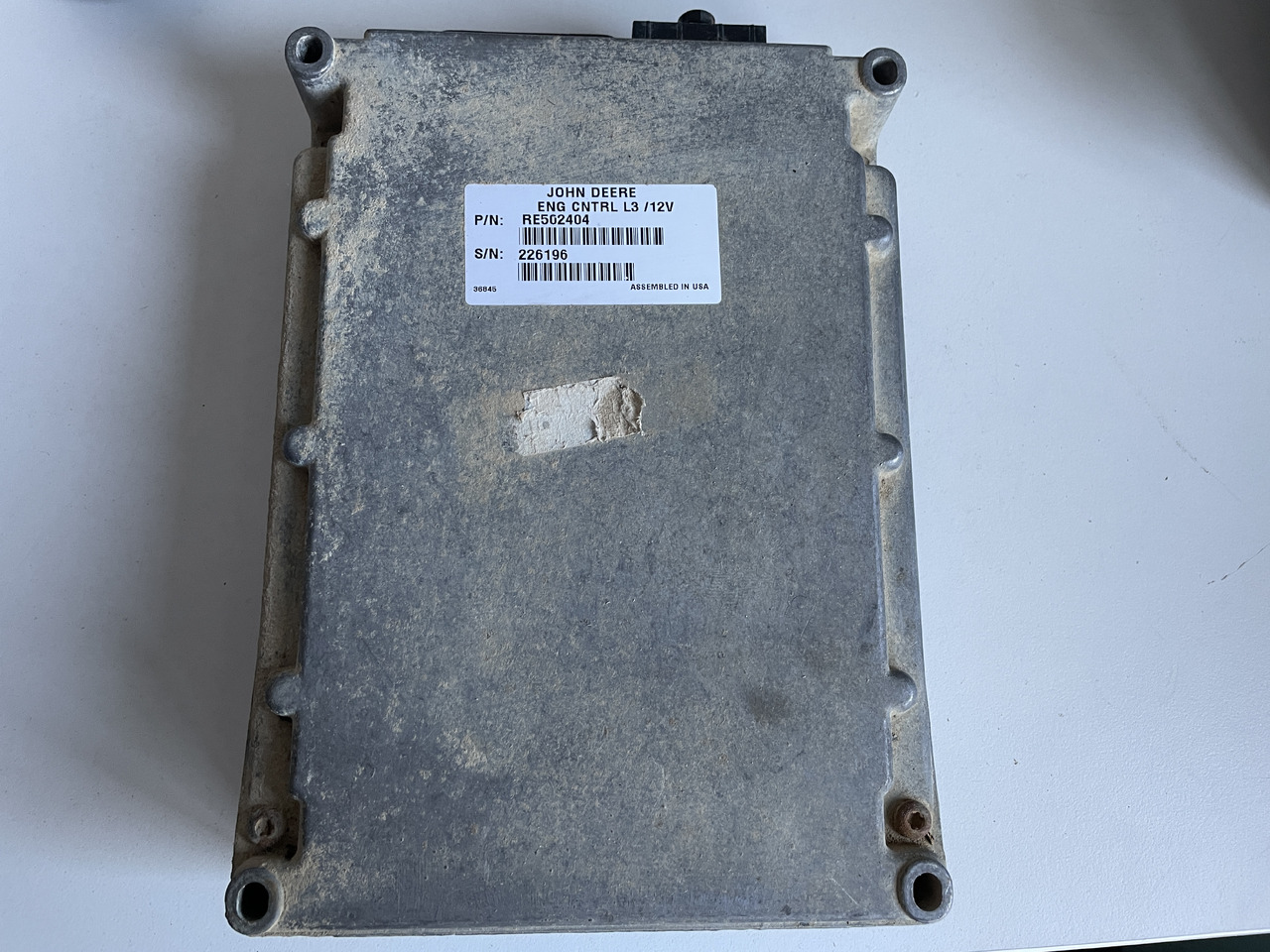 John Deere 6420 - moduł sterownik silnika L3 12V RE502404 - Электрическая система для Сельскохозяйственной техники: фото 1