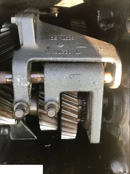 John Deere 6650 - Skrzynia Do Sieczkarni - Коробка передач для Кормоуборочных комбайнов: фото 1