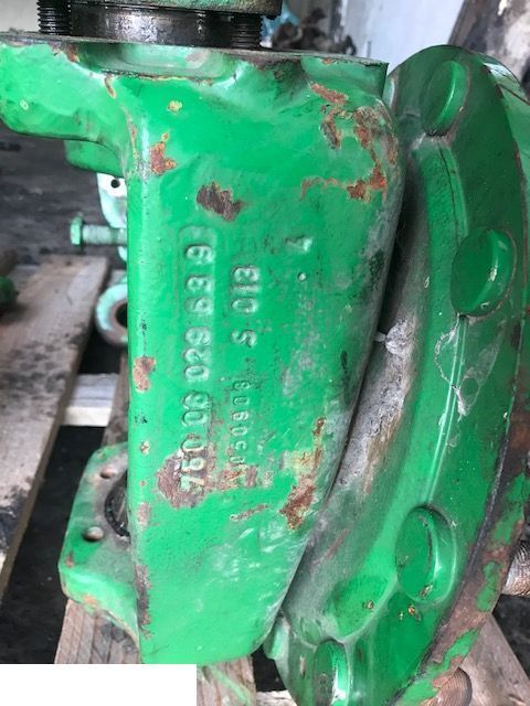 John Deere 6920 - Zwrotnica Prawa - Поворотный кулак для Сельскохозяйственной техники: фото 1