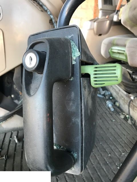 John Deere - Klamka - Дверь и запчасти для Сельскохозяйственной техники: фото 1